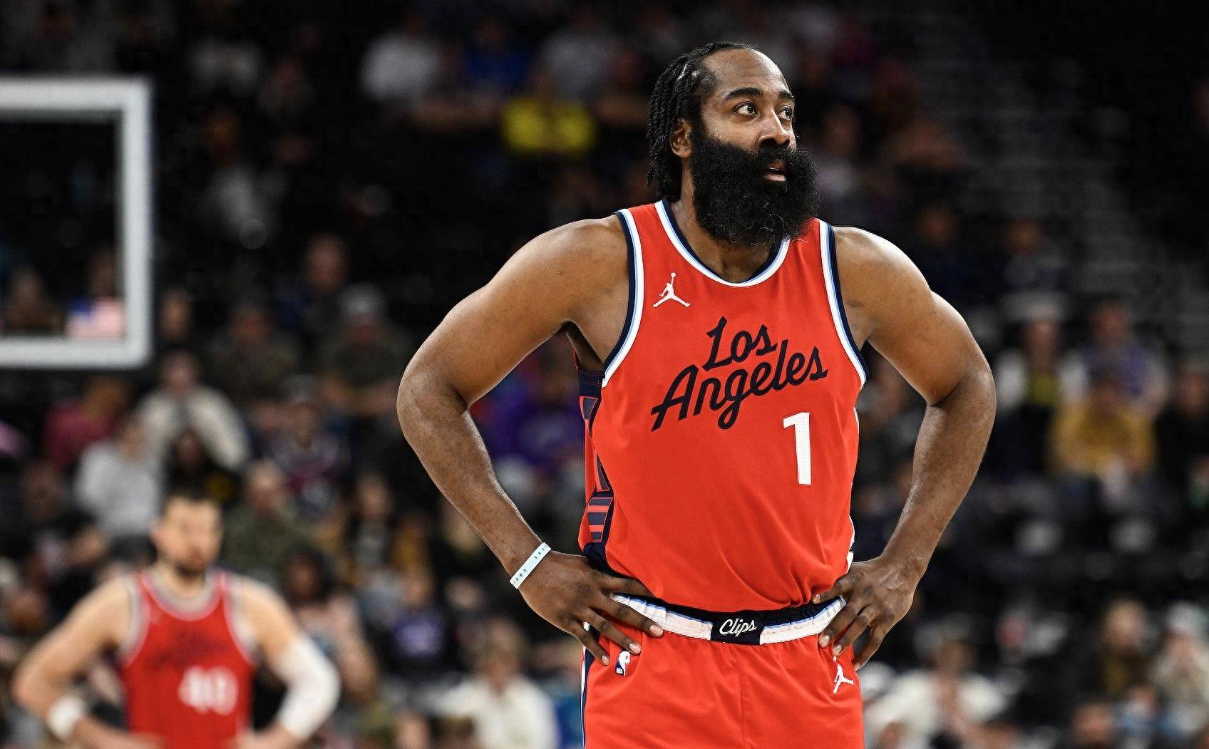 九游体育下载app-西班牙队观众热烈欢呼！，哈登迎来五赛季出色发挥气势如虹延续-九游体育下载app