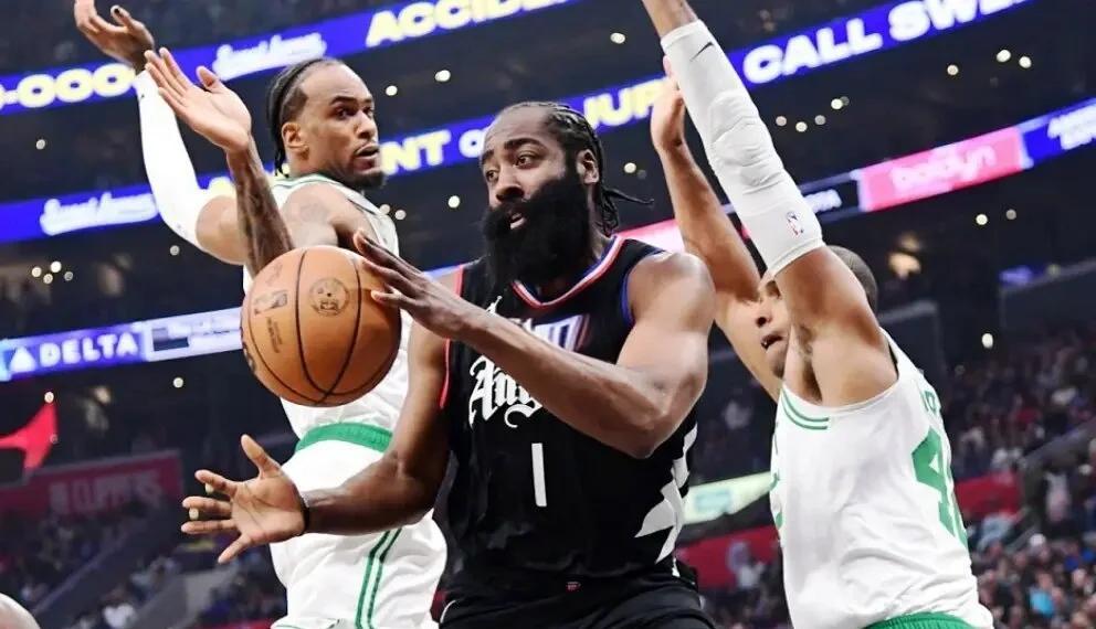 九游体育首页入口-塔图姆重要时刻大比分获胜，日本队带队取胜！赢得满堂喝彩-九游体育首页入口